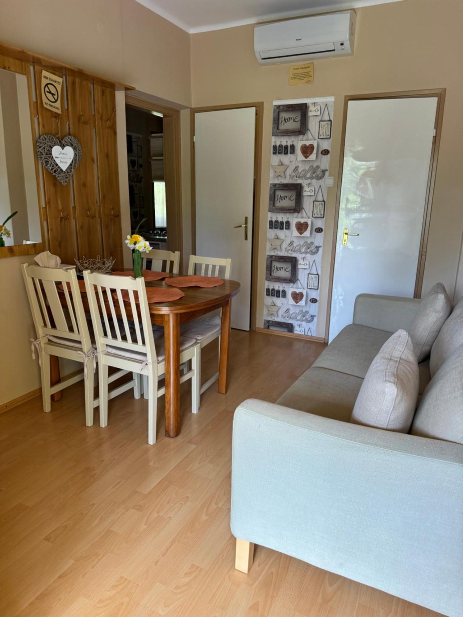 Rózsa Apartman Alsóörs Exterior foto