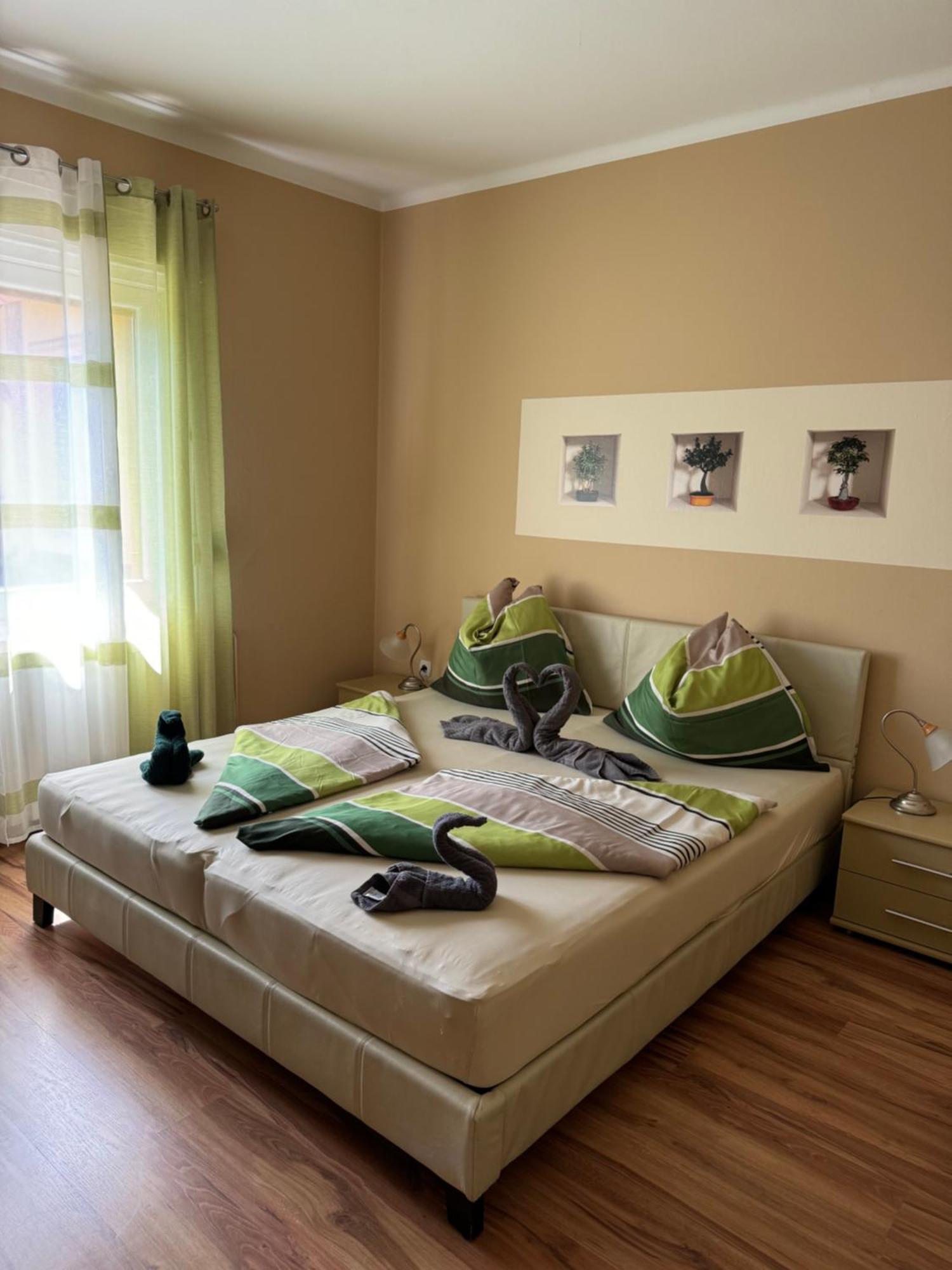 Rózsa Apartman Alsóörs Exterior foto